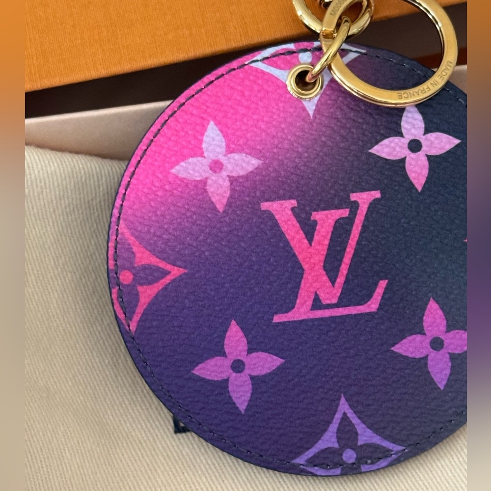 Louis Vuitton Bag Charm Key Holder M00665, Midnight Fuschia - Picture 6 of 13